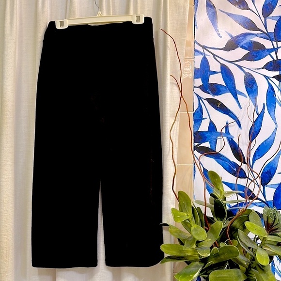 Women’s Christine Alexander Bling Rhinestone Black Cropped Capri Sweatpants Sz S - Picture 4 of 6